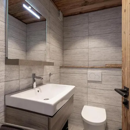 Etrier Апартаменты