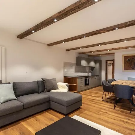 Etrier Recently Renovated Апартаменты